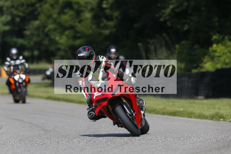 Archiv-2025/26 11.06.2025 Peter Studer have fun ADR/Gruppe blau/team